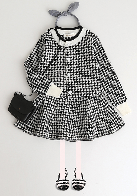 Knitted Plaid Jackets+Skits Knitted Plaid Jackets+Skits