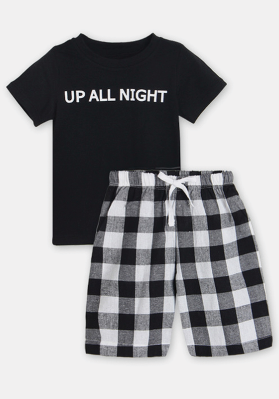 Minerva T-shirt & Plaid Shorts Minerva T-shirt & Plaid Shorts