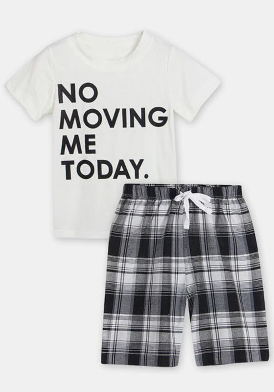Muna T-Shirt & Plaid Pants Muna T-Shirt & Plaid Pants