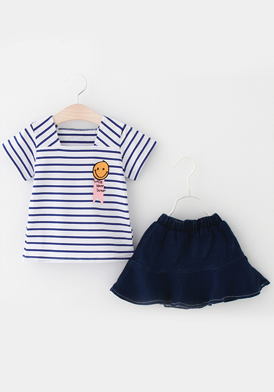 T-Shirt & Denim Pants T-Shirt & Denim Pants